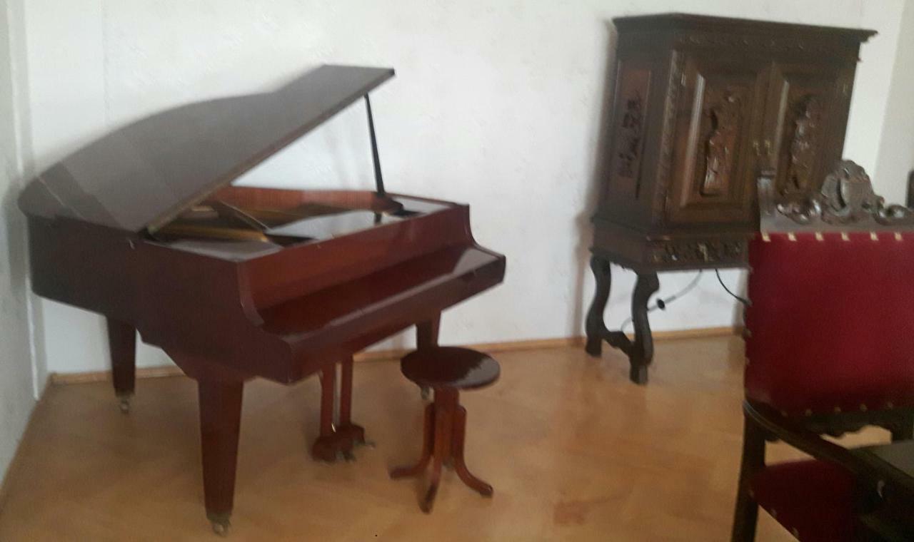 Hotel Guli Gori Exteriér fotografie